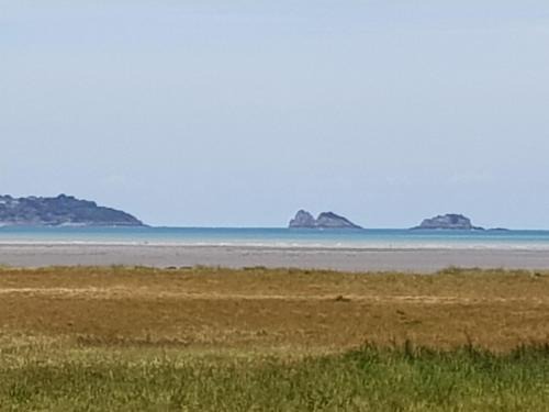 Saint-Benoit-des-Ondes Apartamento | Retour de Pêche - Côté Mer - Belle vue mer