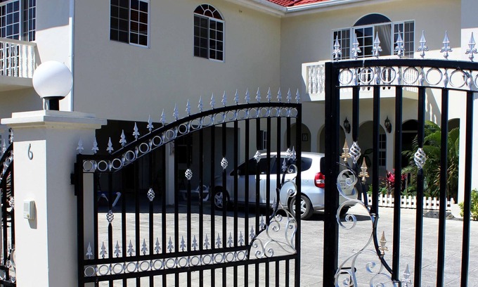 Corral Spring Casa | Retreat Guesthouse Luxury Suites