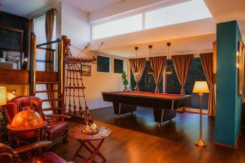 Holtenau Casa | Retreat in besonderem Haus "Magellan" - FjordStay