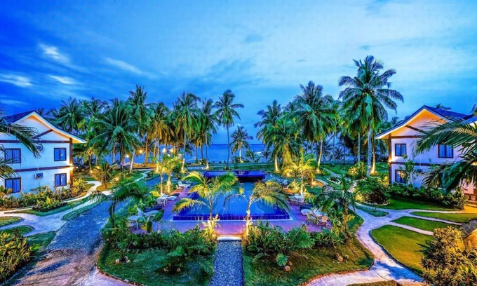 General Luna Hotel | Retreat Siargao Resort