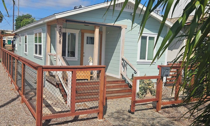 Logan Heights Casa | Retreat to SD: FamilyFriendly, Conventions,Dowtown,Petco Park,Rady Shell,Beaches