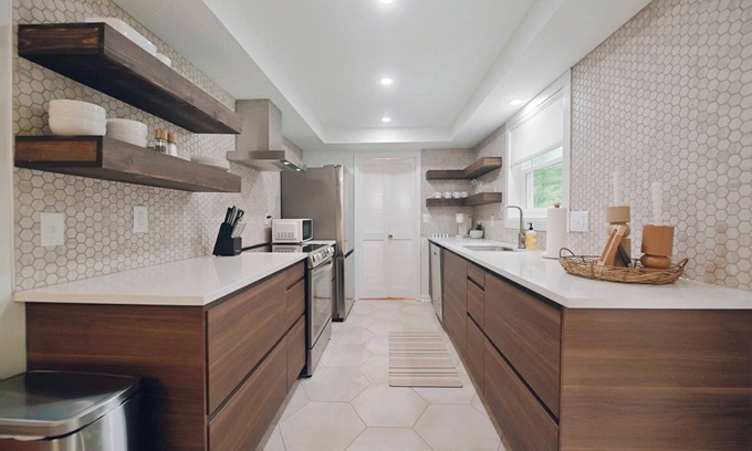 Fishers Casa | Retro Charm and Modern Comfort in Fishers