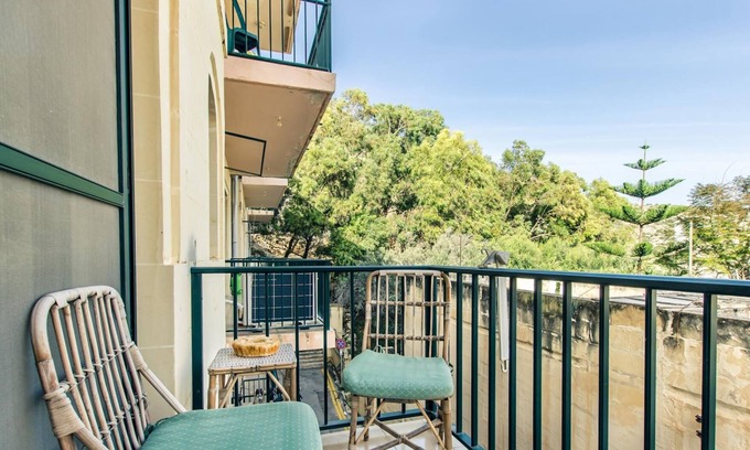 Xlendi Casa | Retro Designer Homelike Apartment - Close to Beach