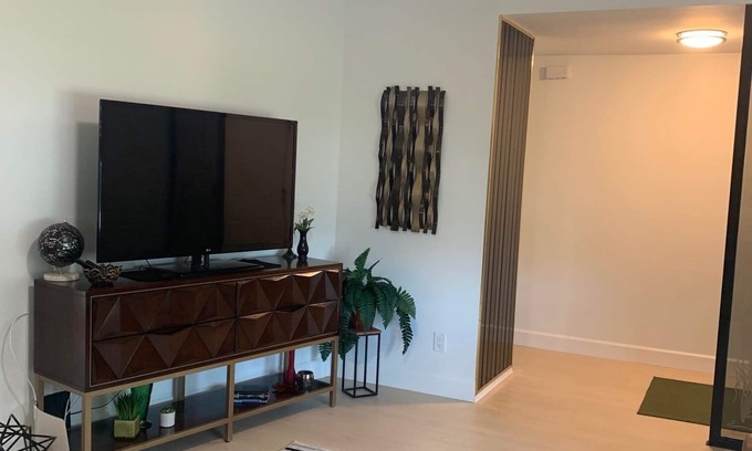 Palm Bay Casa | Retro Ranch Where Rockets Fly. Minutes to the Beaches.