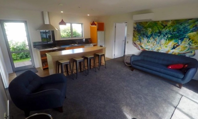 Wanaka Apartamento | Apartamento de estilo retro en el soleado Wanaka