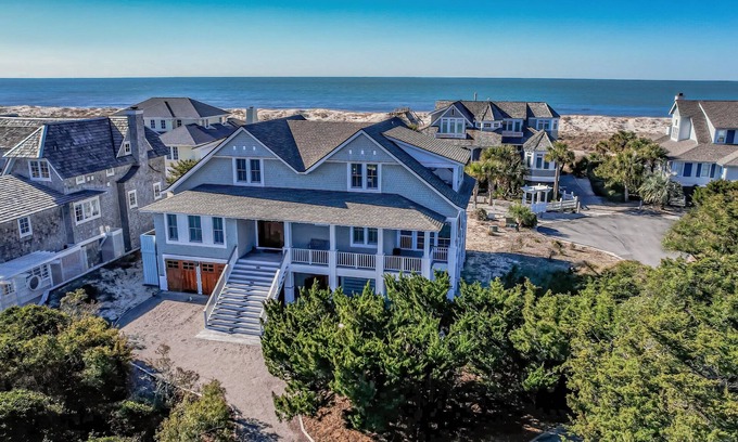 South Beach Casa | Reverse floor plan home with ocean views, updated kitchen and bathrooms!