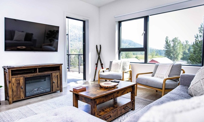Revelstoke Condominio | Revy's Stellar Retreat
