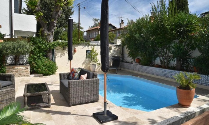 Sainte-Marguerite Apartamento | Rez de chaussée de Villa Marseille 9ème