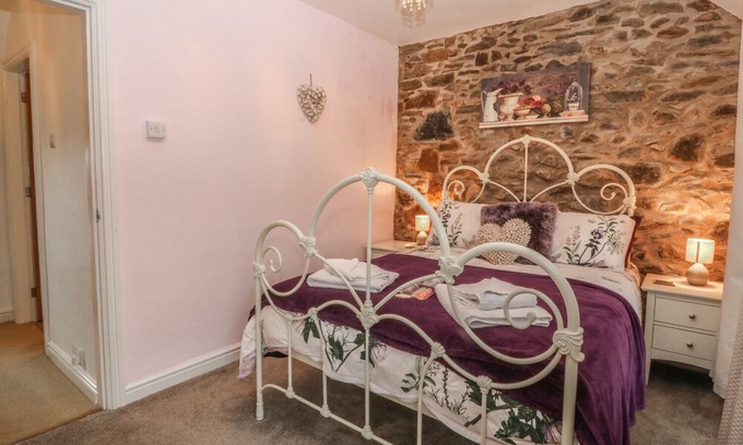 Newborough Cabaña | Rhianfa, NEWBOROUGH