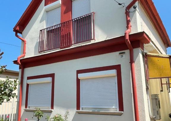 Zsorifurdo Apartamento | Ria Vendégház