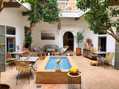 Bab Taghzout Casa | Riad Dar Zouar & Spa
