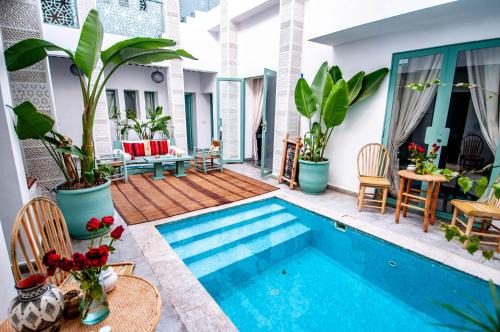 Bab Taghzout Hotel | Riad Origines
