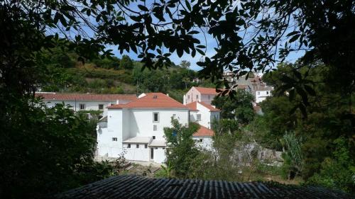 Monserrate Apartamento | ribeira dos marinheiros amarelo