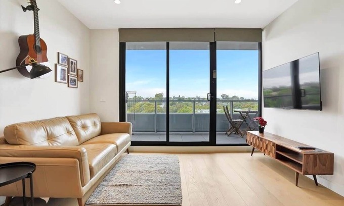 Richmond North Apartamento | Richmond Heritage Executive Apt. for 2 w/ parking