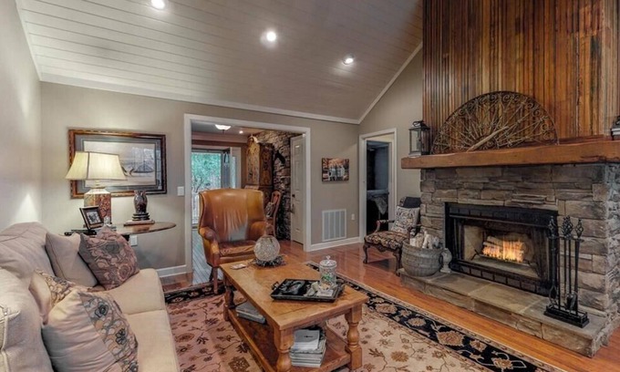 Wildwood Mountain Casa | ¡Nuevos descuentos de listado para octubre! Highlands, NC