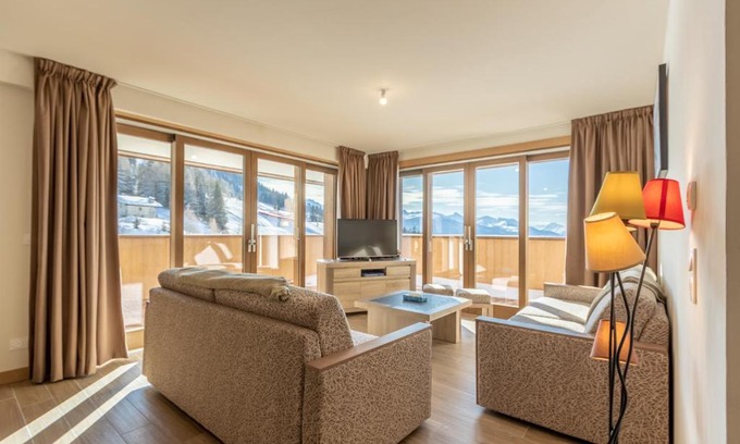 Arc-1600 Apartamento | Ridge302