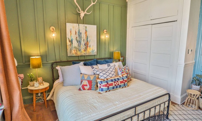 Main - Military Plaza Apartamento | Right on the Riverwalk