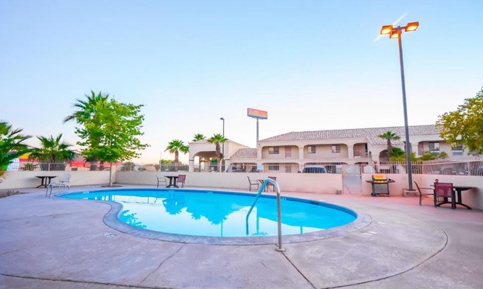 Needles Hotel | Rio Del Sol Inn Needles