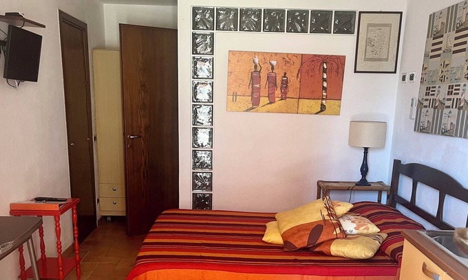 Rio Marina Casa | estudio en el centro de Río Marina en la característica de la vivienda a 10 metros del mar