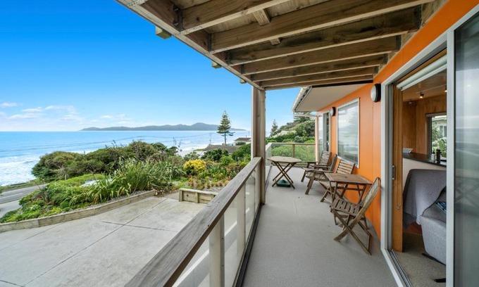 Raumati South Casa | Rippling Waves Lookout - Raumati South Home