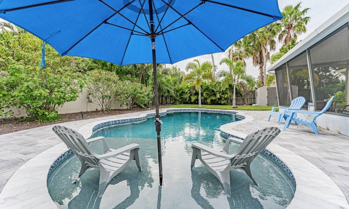 Belle Vista Casa | RIptides Resort St. Pete Beach Pool