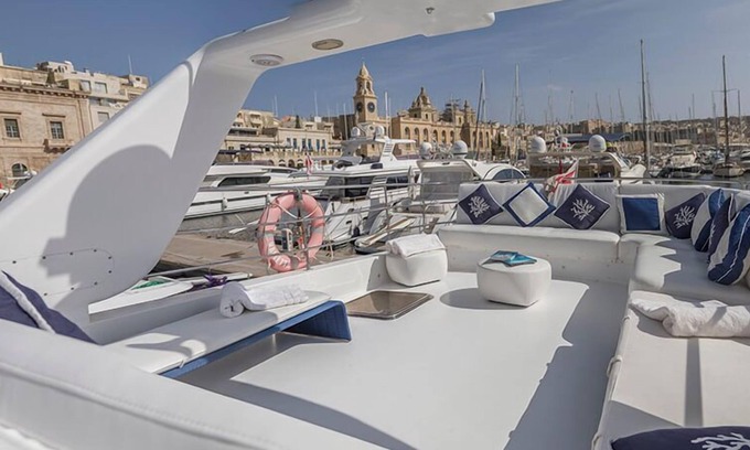 Kalkara Alquiler De Eote | Riti Yacht