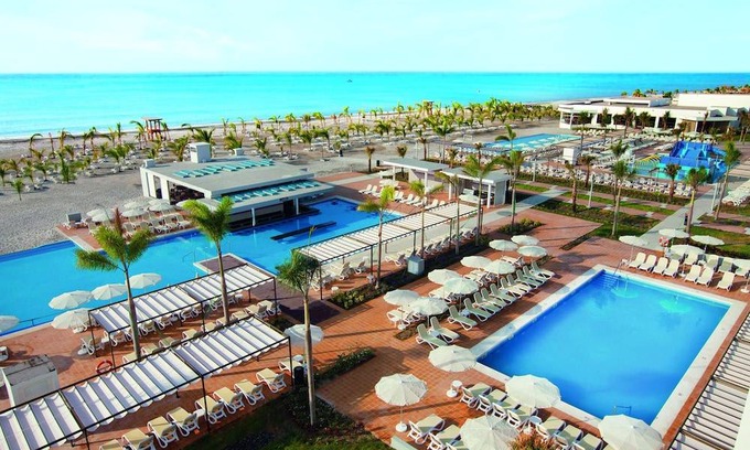 El Farallon del Chiru Hotel | Riu Playa Blanca - All Inclusive