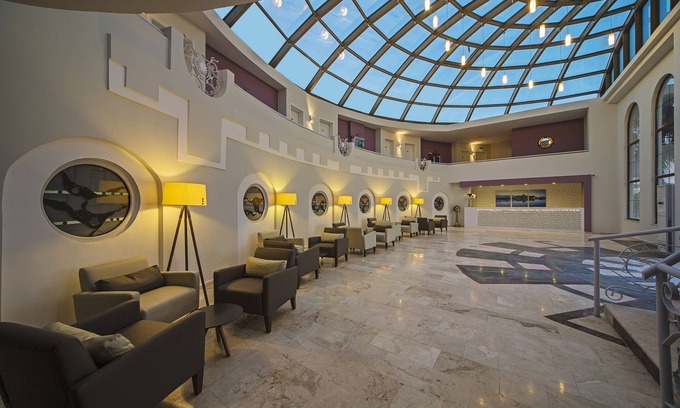 Bodrum City Center Complejo | Riva Bodrum Resort - All Inclusive - Adult Only