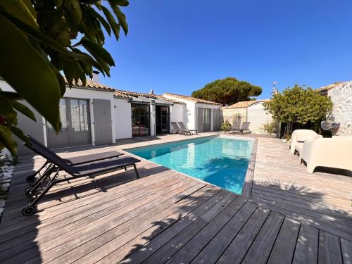 Sainte-Marie-de-Re Casa | RIVAGE Maison spacieuse avec piscine et spa