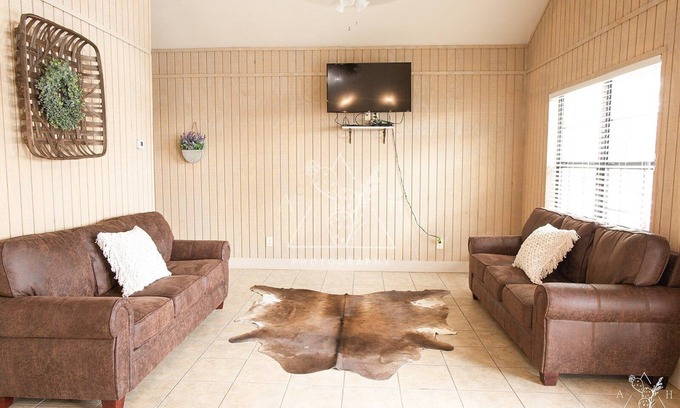 Concan Casa | River Grove Rentals Casa # 4