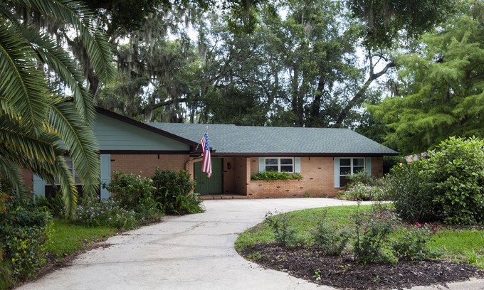 Arlington Casa | ❦ River Haven ❧ 3/1.5 60Mbps WiFi ❧ Relax in Jax ❦