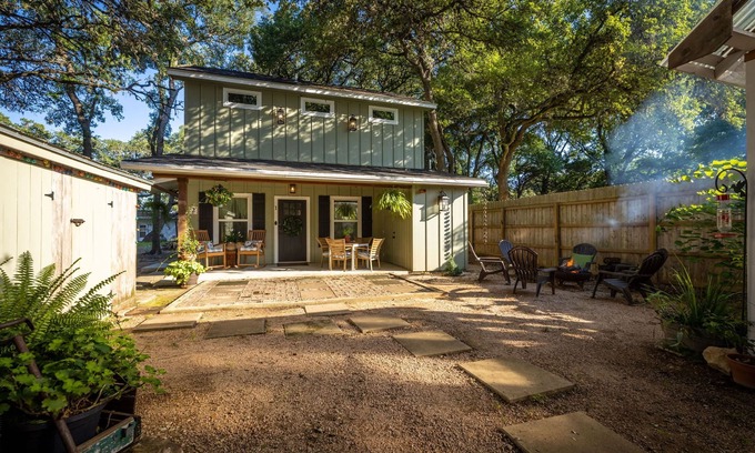 Gruene Casa | River Haven Guest House