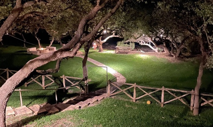 Uvalde County Casa | River House on the Frio River, Rio Frio, TX