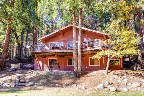 North Wawona Casa | River Lodge