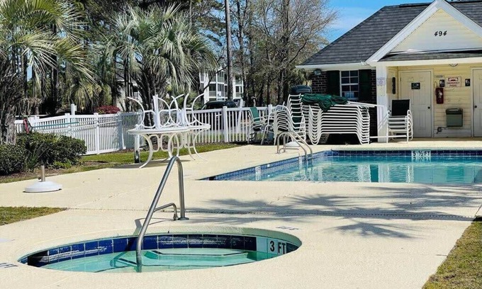 Carolina Forest Apartamento | River Oaks Golf & Tennis Resort