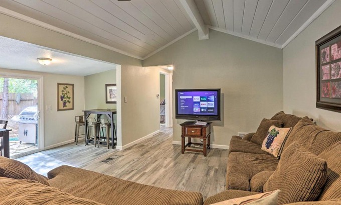 Shenandoah Valley Casa | River Pines Grape Escape in Wine Country!