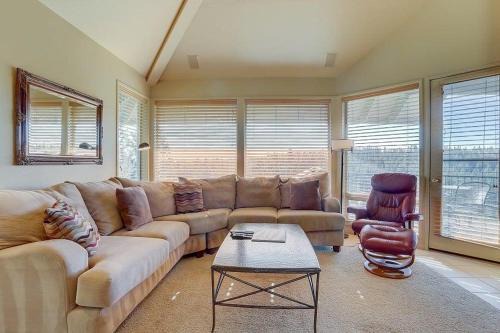 Century West Casa | River Ridge 416A