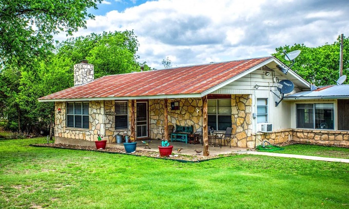 Bandera Casa | River Ridge Cabin en la Medina