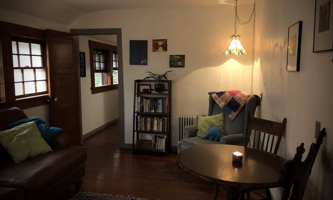 Carrolls Casa | River View Apartment and Event Space