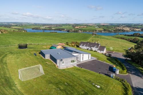 Kinsale Apartamento | River views,Kinsale, Hosted by Exquisite holiday homes, Sleeps 26