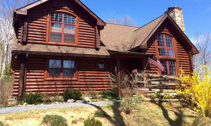 Bentonville Cabina | River Woods Retreat - Lujo Rústico en el Valle Shenandoah