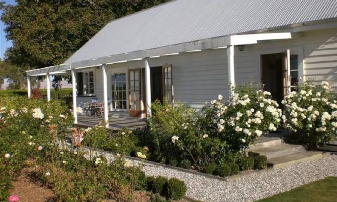 Blenheim Cabaña | Riverbank Cottage