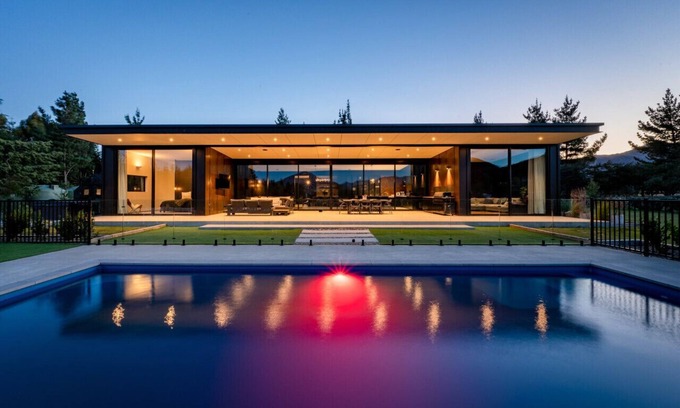 Albert Town Casa | Riverbank Luxury - Hosted by NZSIR Luxury Rental Homes