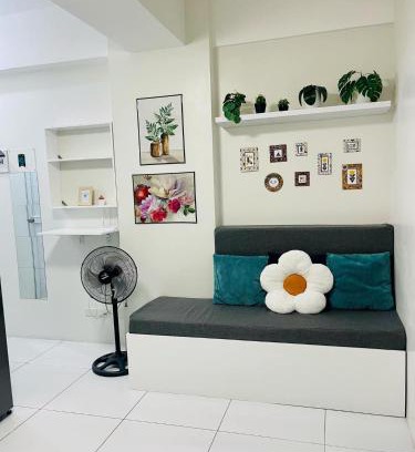 Naga Apartamento | RiverBay 2 BR Apartment Naga City