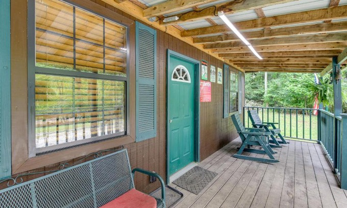 Briceville Casa | Riverfront Briceville Cabin with Patio and Fire Pit!