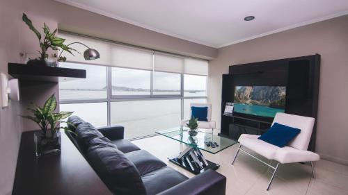 Las Penas Apartamento | Riverfront I 1, piso 4, suite vista al rio, Puerto Santa Ana, Guayaquil