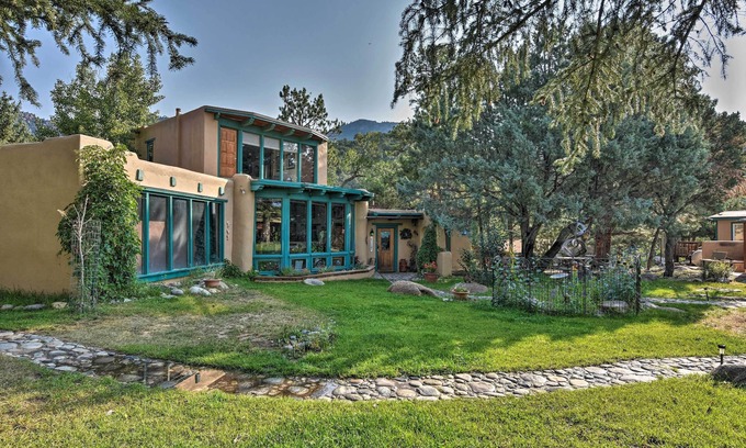 Buena Vista Villa | ‘Riverheart Retreat’ - One-of-a-Kind Villa!
