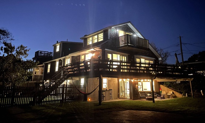 Greenbush Casa | Rivermoor Beach House-Where Luxury and Simplicity Meet.