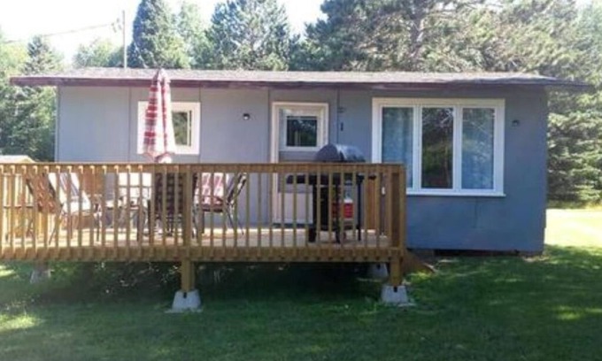 Nipissing Cabaña | Rivers Edge Camping