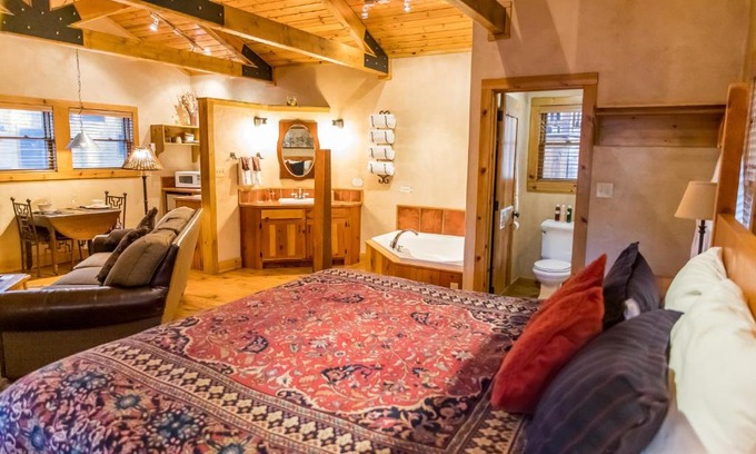 Ruidoso Casa | Riverside Cottage #26